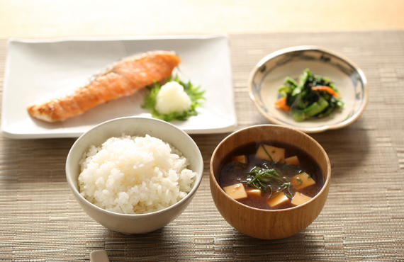 朝食とダイエット:~1NDLY Personal Gym西葛西店~西葛西のパーソナルジム