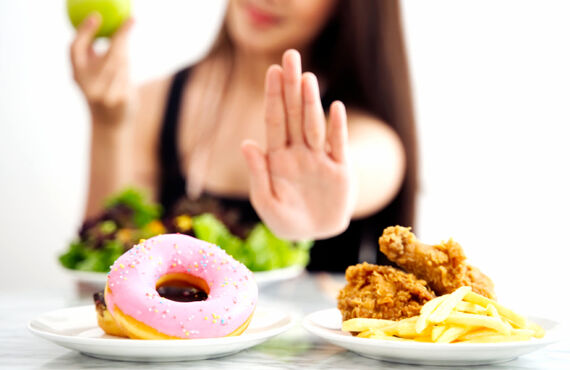 食欲が止まらない夜の対処法 暴食を防ぐコツ:1NDLY Personal Gym葛西店~葛西のパーソナルジム~