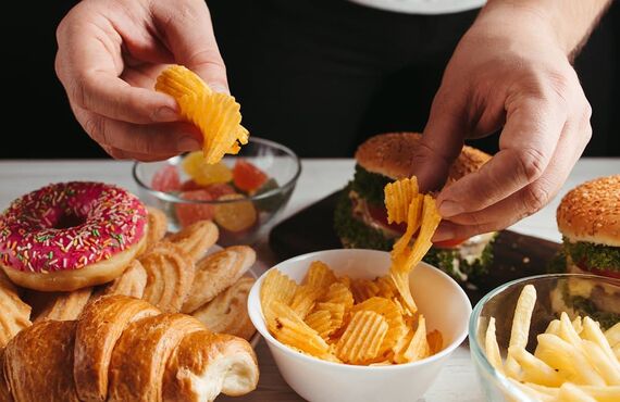浦安パーソナルジム|食欲を抑えるポイント｜ダイエット成功の秘訣は「我慢」ではなく「コントロール」|1NDLY 浦安店