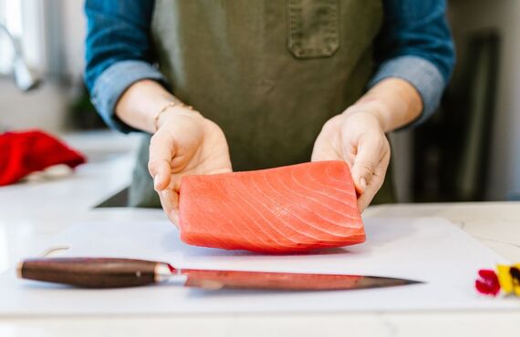 葛西のパーソナルジム:コンビニ昼食でたんぱく質を多く取る方法~1NDLYパーソナルジム葛西店~